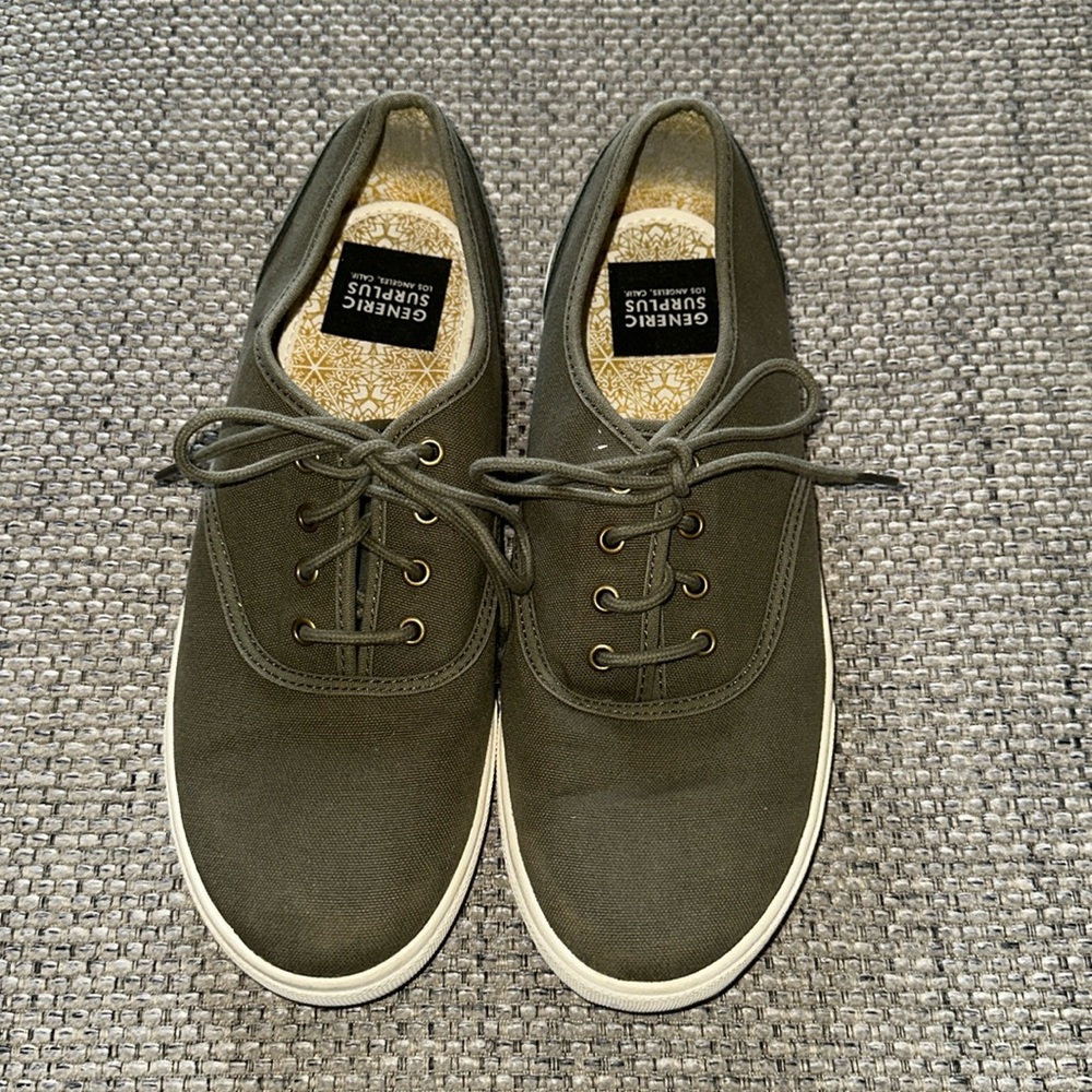 Men’s Casual Shoes